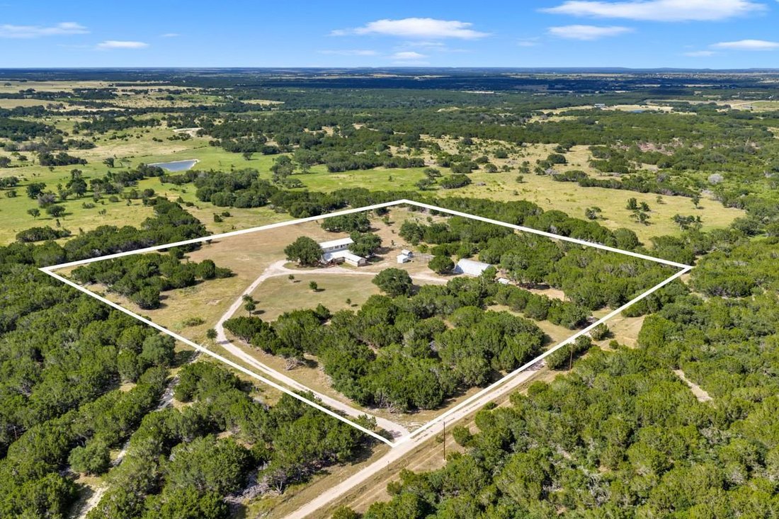 House in Burnet, Texas, United States 3 - 18340561