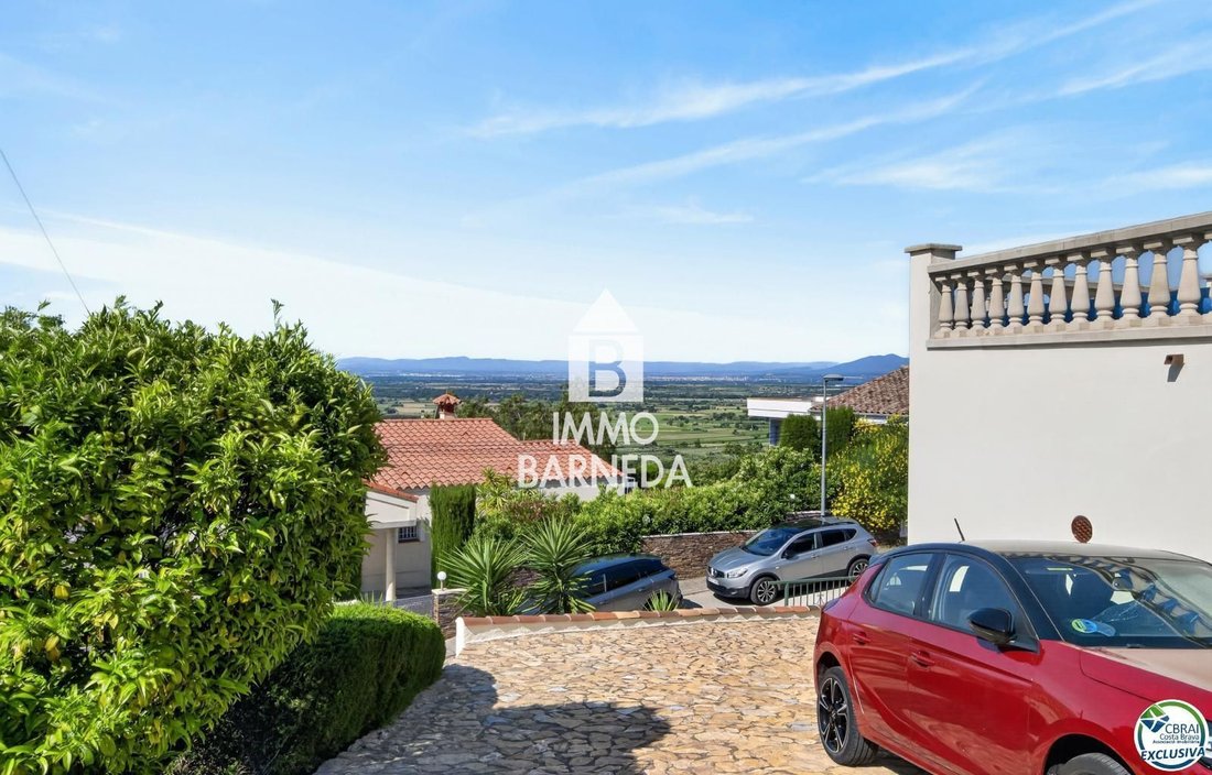 Villa in Roses, Catalonia, Spain 5 - 18335390
