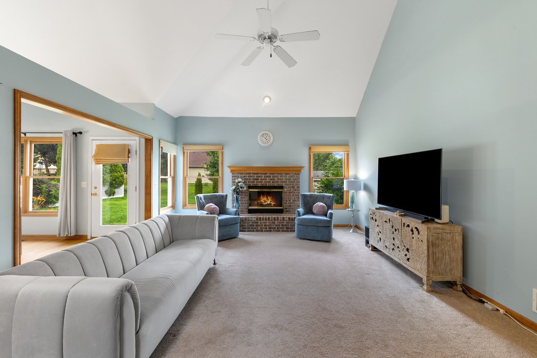 House in Bolingbrook, Illinois, United States 3 - 18336428
