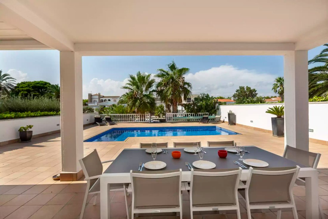 Villa in Empuriabrava, Catalonia, Spain 5 - 18335647