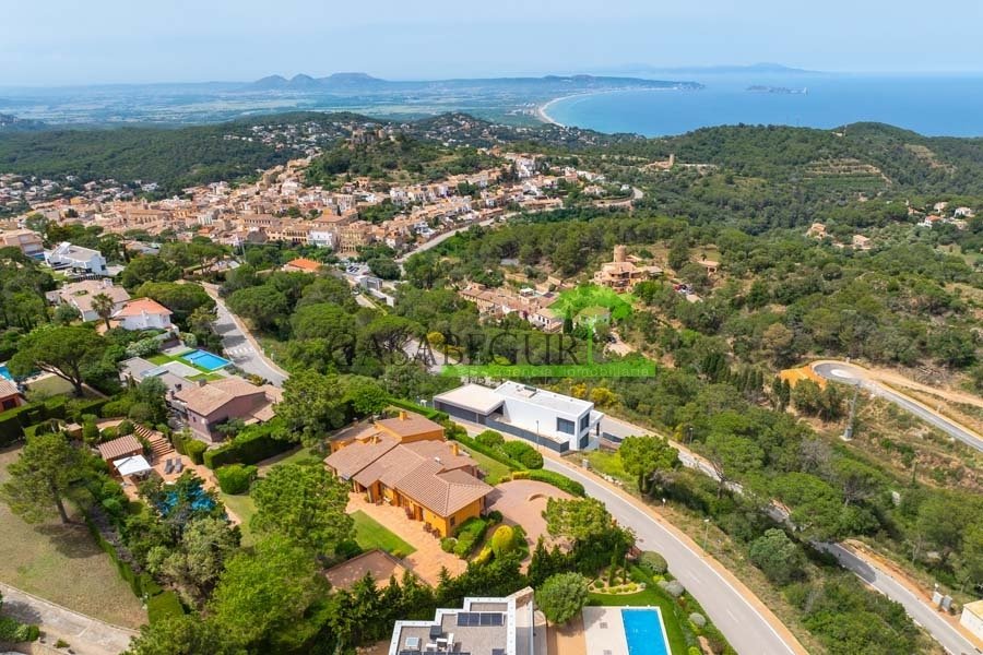 Chalet in Begur, Catalonia, Spain 1 - 18336503