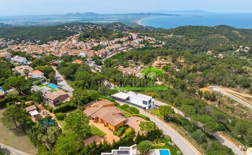 Chalet in Begur, Catalonia, Spain 1