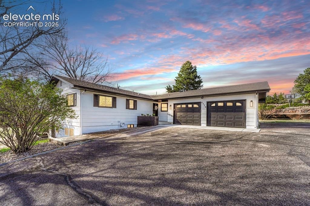 House in Colorado Springs, Colorado, United States 1 - 18025491