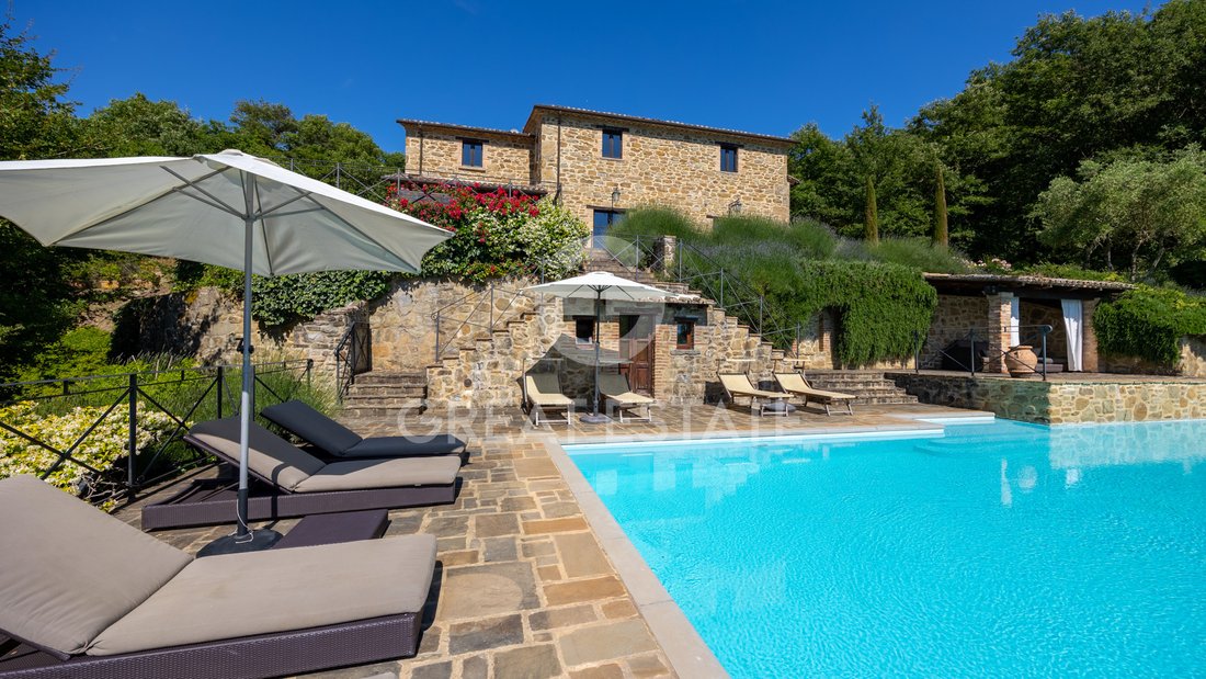 Estate in Castiglion Fiorentino, Tuscany, Italy 1 - 18339663
