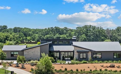 House in Lantana, Texas, United States 1