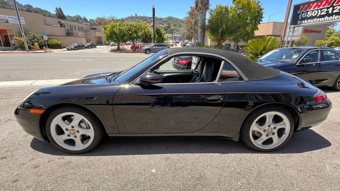 Cabriolet in San Mateo, CA, United States 4 - 18338406