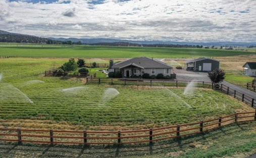 House in Prineville, Oregon, United States 1