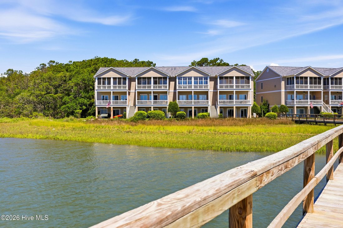 Townhouse in Ocean Isle Beach, North Carolina, United States 4 - 18335501