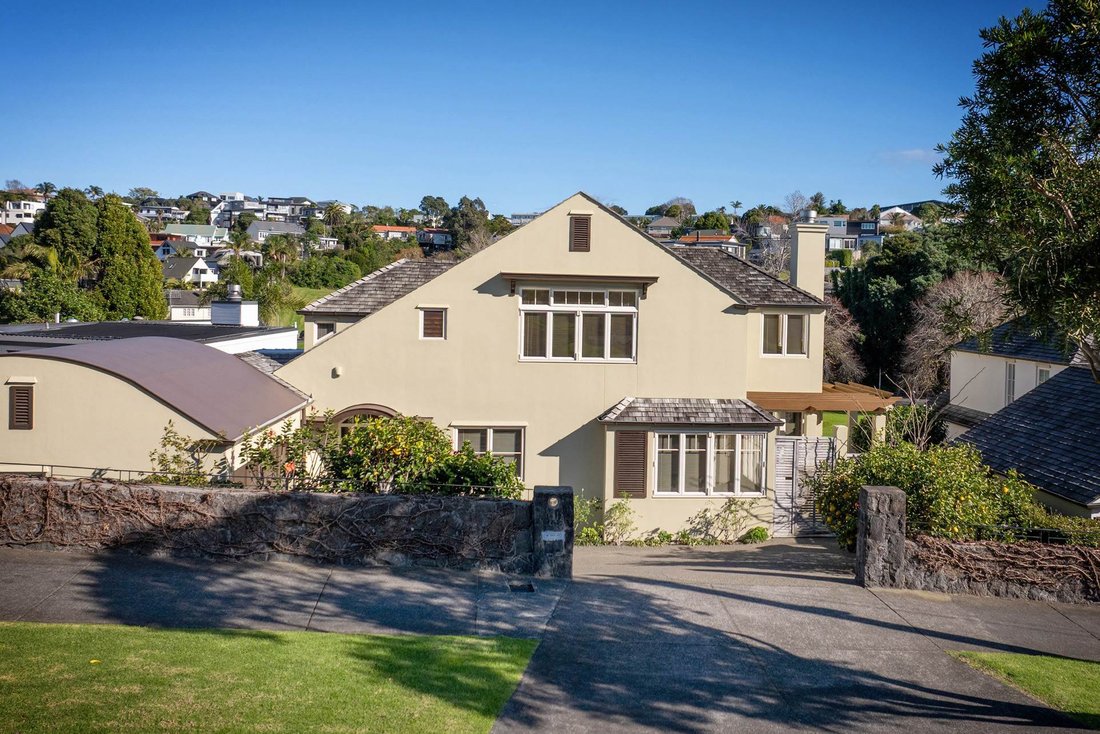 House in Auckland, Auckland, New Zealand 1 - 18342022