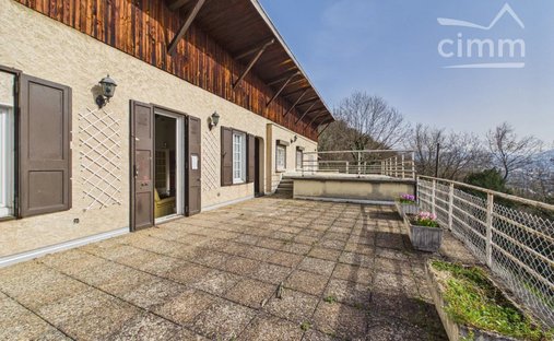 House in Saint-Martin-le-Vinoux, Auvergne-Rhône-Alpes, France 1