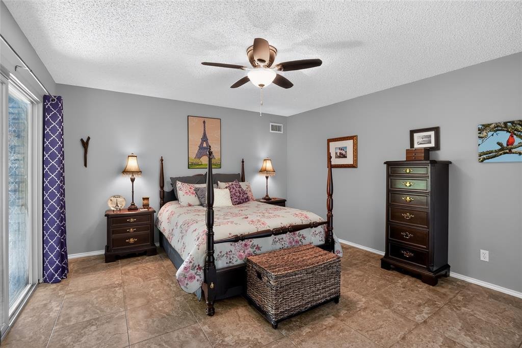 House in Granbury, Texas, United States 4 - 18340686