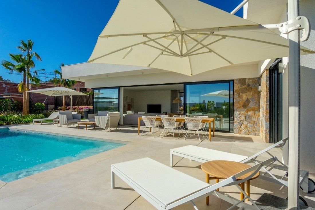 Villa in Orihuela, Valencian Community, Spain 4 - 18335586