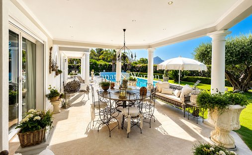 Villa in Le Dramont-Agay-Anthéor-Le Trayas, Saint-Raphaël, France 1