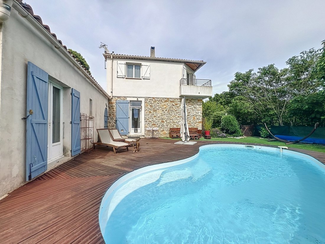 House in Le Castellet, Provence-Alpes-Côte d'Azur, France 1 - 18341857