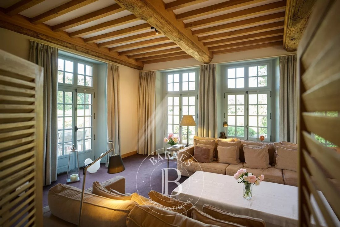 House in Centre Ville, Beaune, France 4 - 18337472
