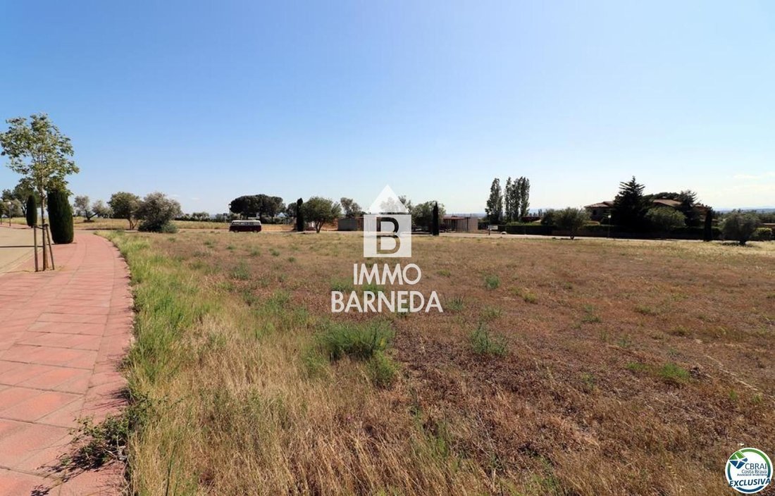 Land in Peralada, Catalonia, Spain 1 - 18335127