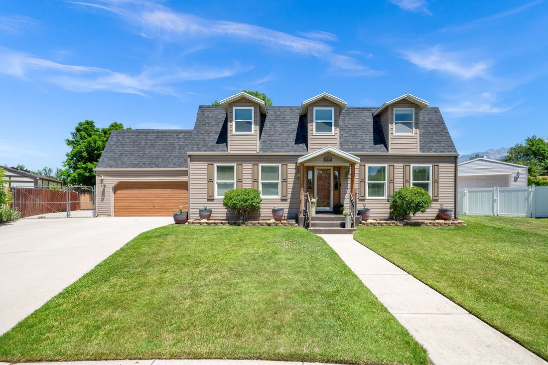 House in Sandy, Utah, United States 3 - 18340121
