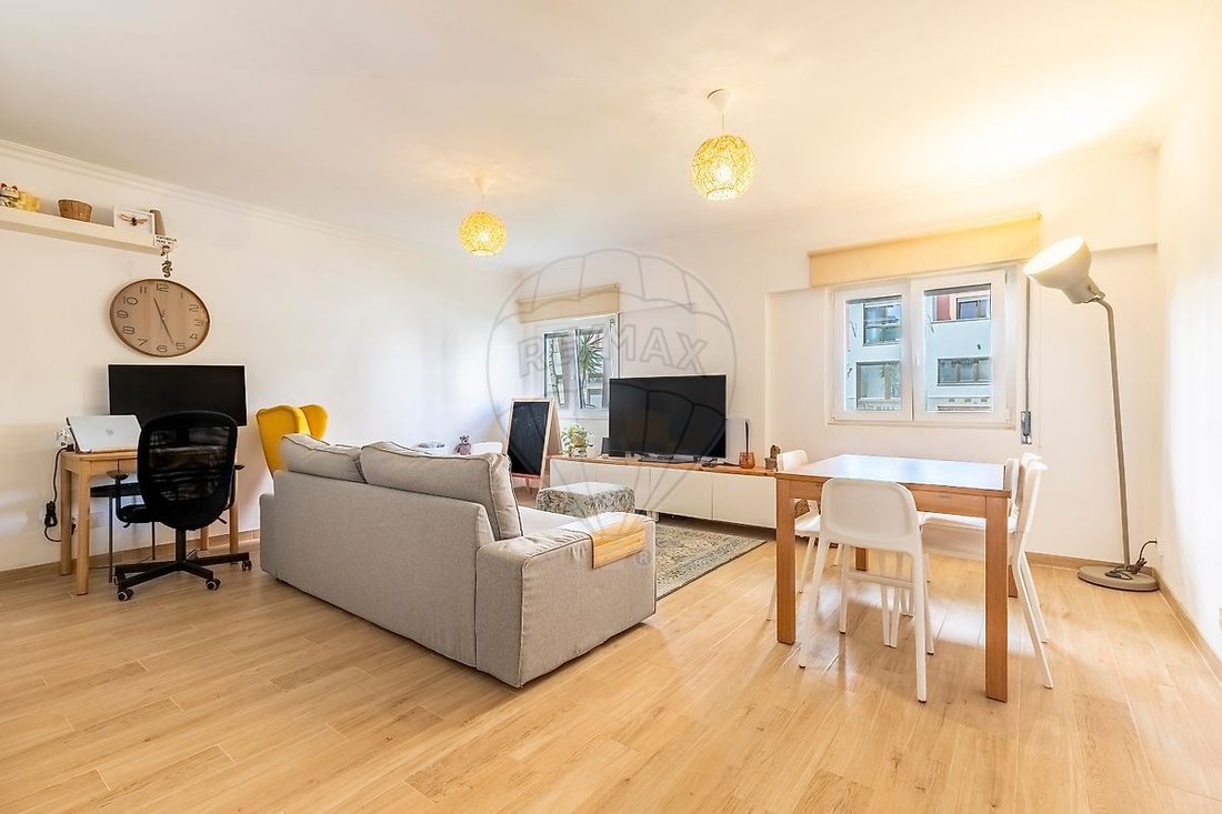 Apartment in Linda-a-Velha, Lisbon, Portugal 3 - 18335302