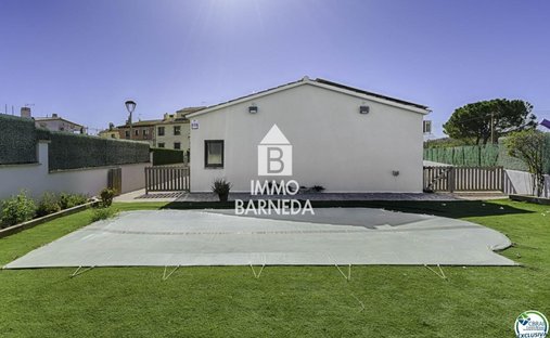 Haus in Terrades, Katalonien, Spanien 1