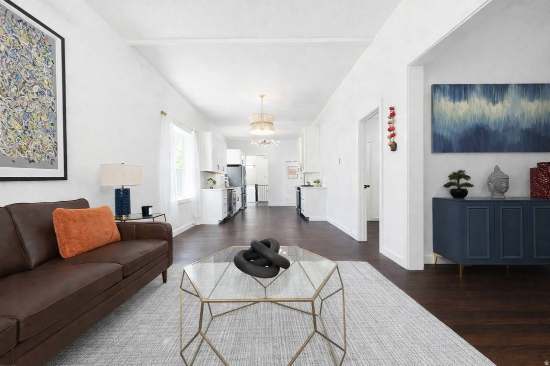 House in Salt Lake City, Utah, United States 5 - 18339982