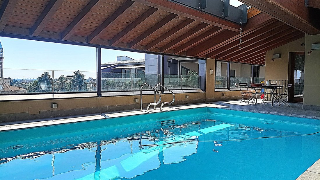 Penthouse in Cazzaniga, Monza, Lombardy 1 - 18339597