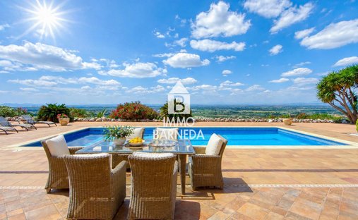 Villa in Roses, Catalonia, Spain 1