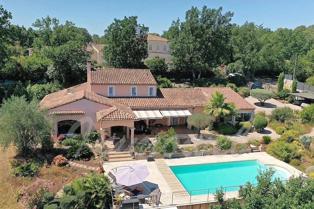 Villa in Fayence, Provence-Alpes-Côte d'Azur, France 1 - 18337558