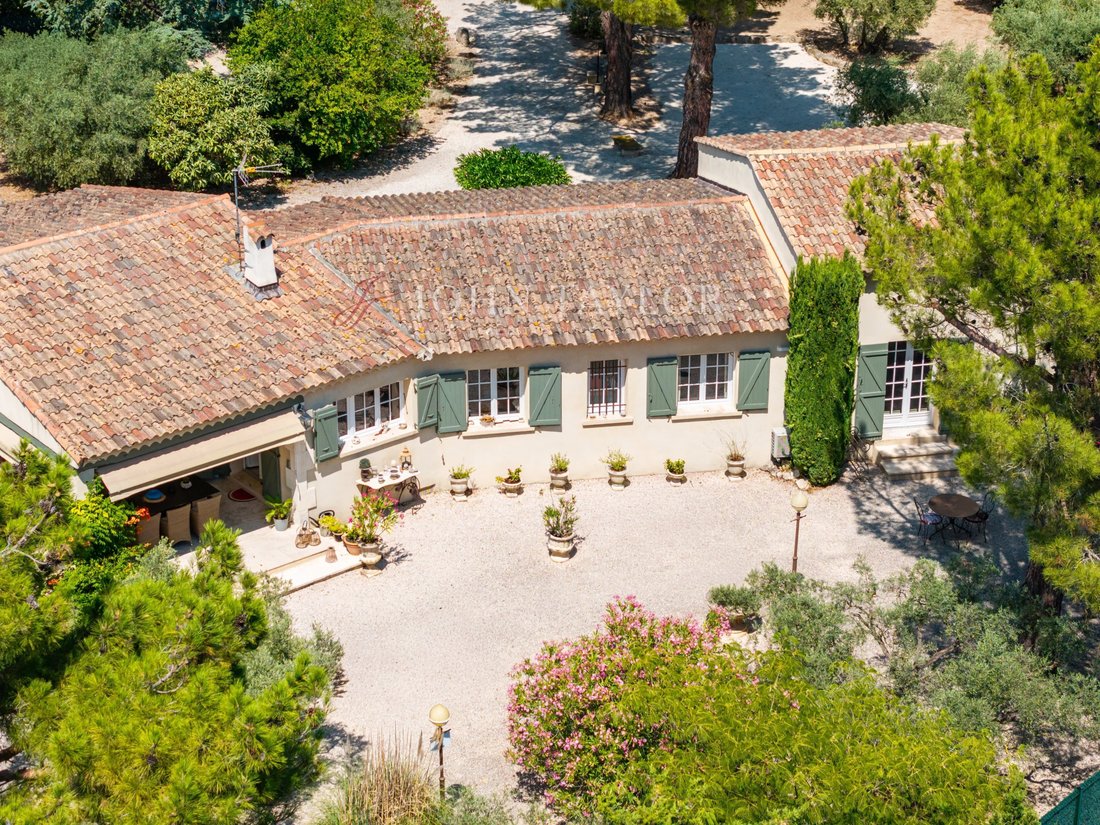 House in Mouriès, Provence-Alpes-Côte d'Azur, France 4 - 18336984