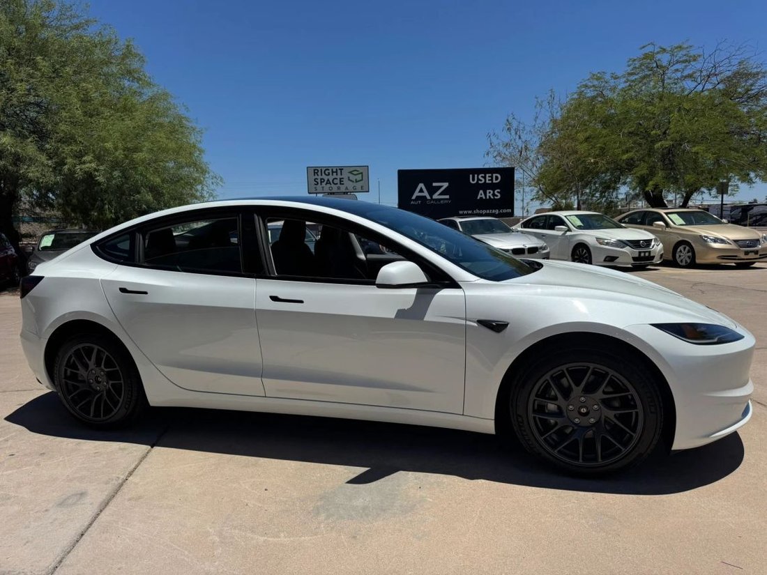 Sedan in Mesa, AZ, United States 5 - 18338288