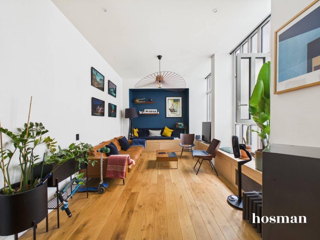 Apartment in Porte Saint Denis-Paradis, Paris 10e Arrondissement, Paris 1 - 18339679