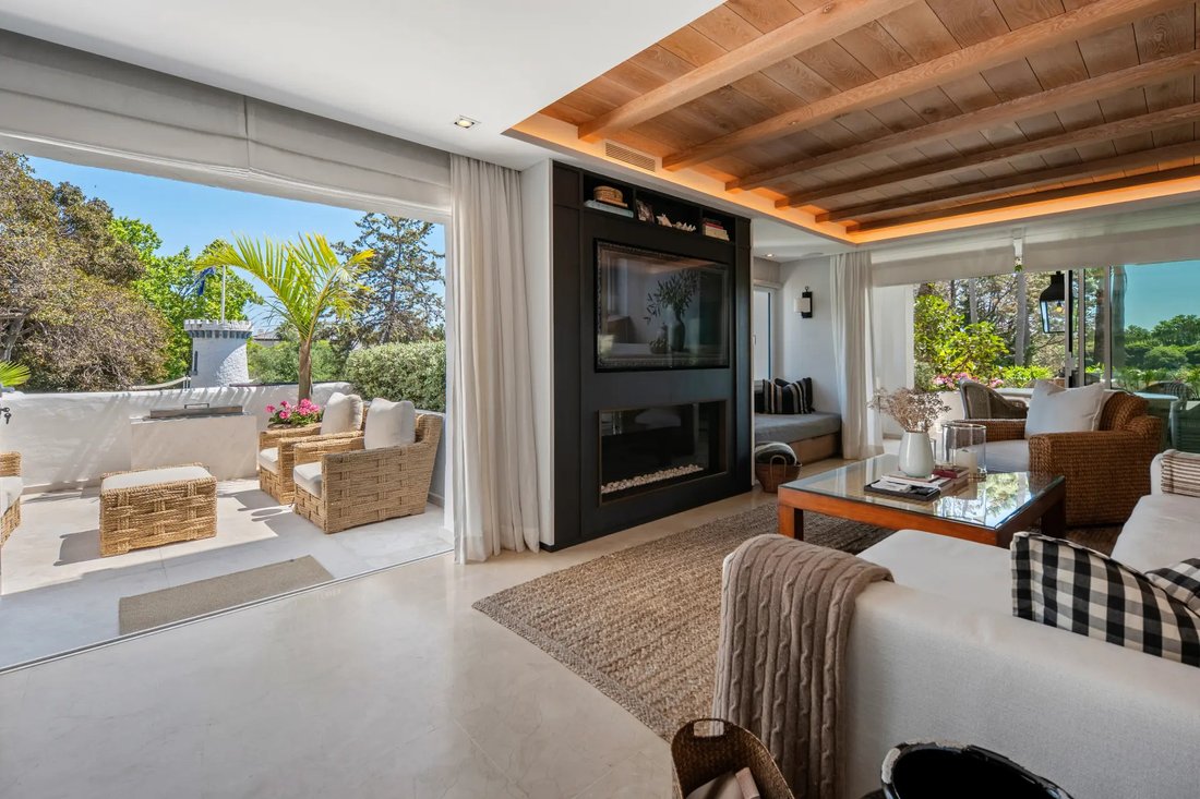 Apartment in Golden Mile, Andalusia, Spain 1 - 18335614