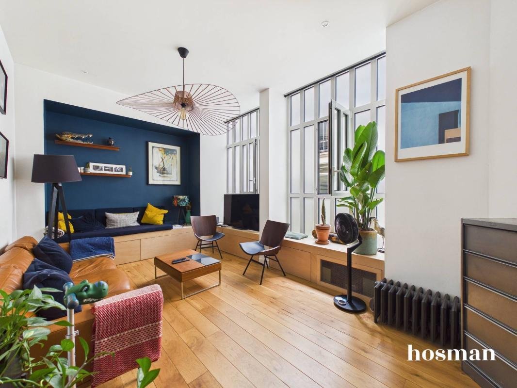 Apartment in Porte Saint Denis-Paradis, Paris 10e Arrondissement, Paris 2 - 18339679