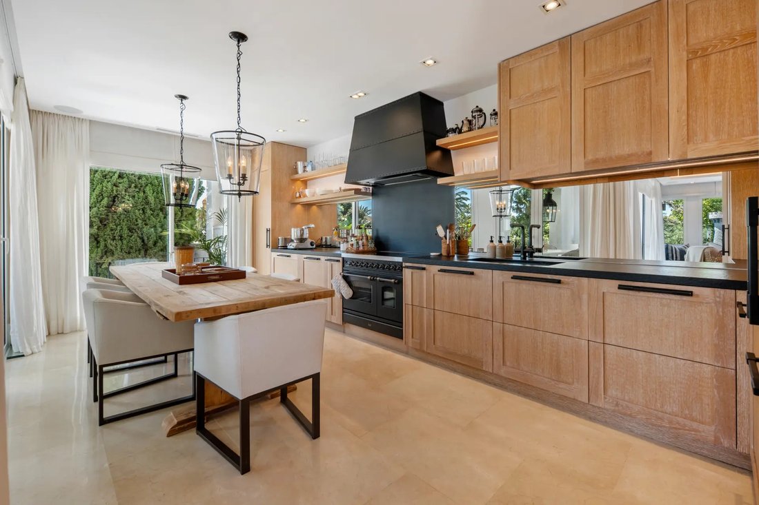 Apartment in Golden Mile, Andalusia, Spain 3 - 18335614