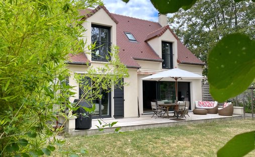 House in Centre Montmorency, Montmorency, France 1