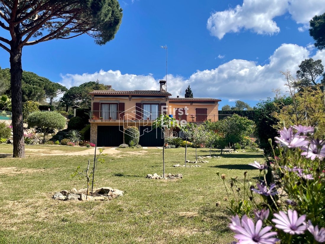 House in Lloret de Mar, Catalonia, Spain 1 - 18335601