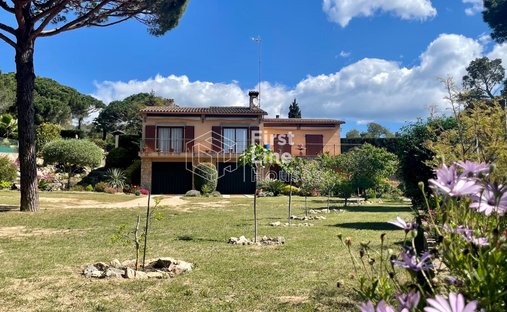 House in Lloret de Mar, Catalonia, Spain 1