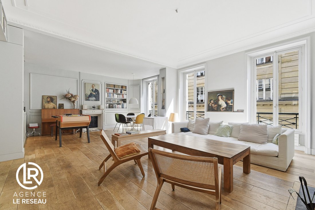 Apartment in Saint Philippe du Roule, Paris 8e Arrondissement, Paris 1 - 18340590