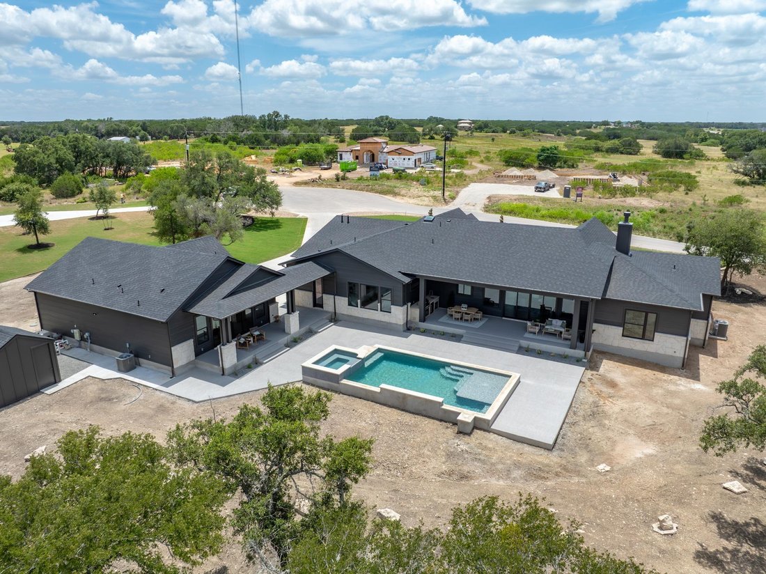 Maison à Liberty Hill, Texas, États-Unis 1 - 18335388