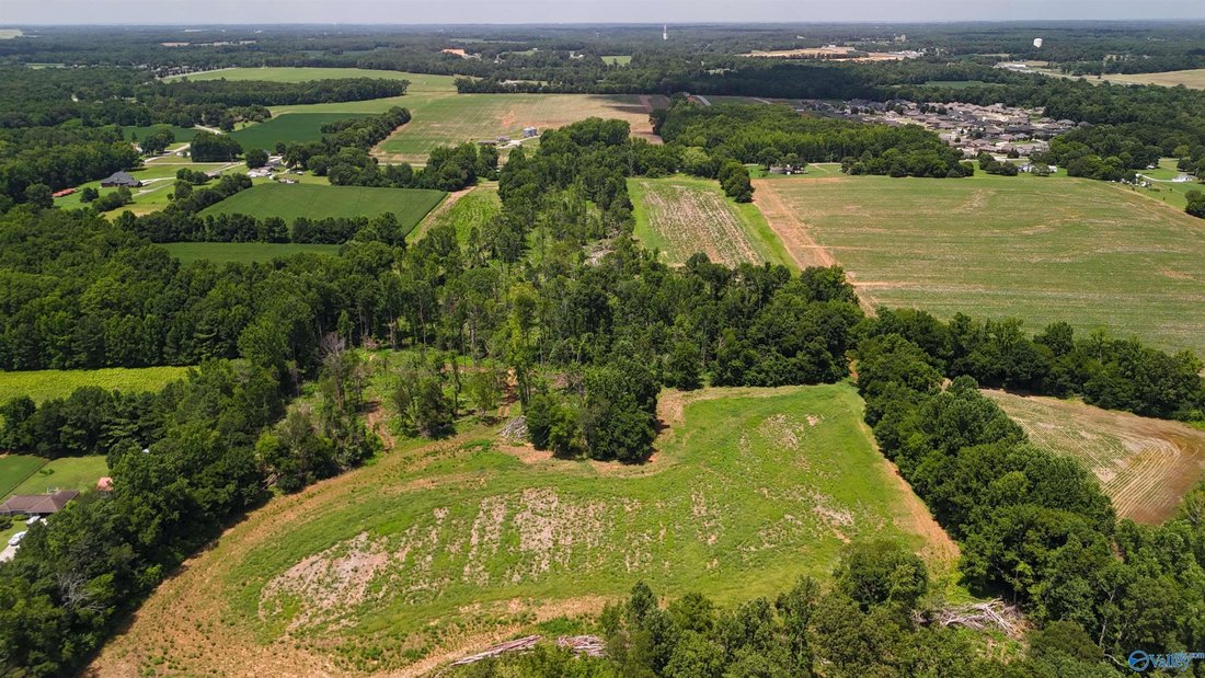 Land in Hazel Green, Alabama, United States 2 - 18340873