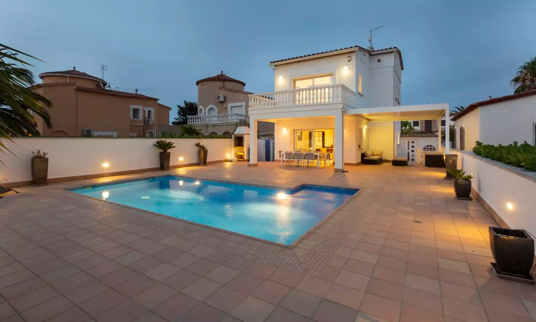 House in Empuriabrava, Catalonia, Spain 2 - 18337190