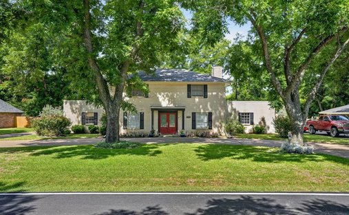 House in Granbury, Texas, United States 1