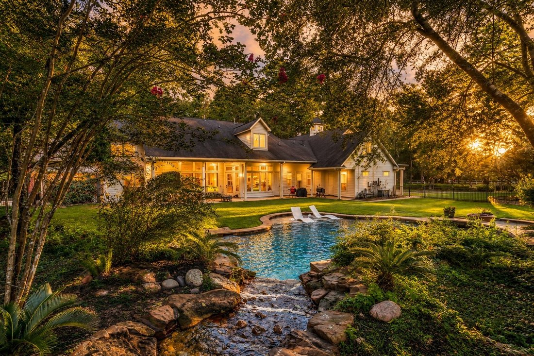 House in Conroe, Texas, United States 1 - 18336685