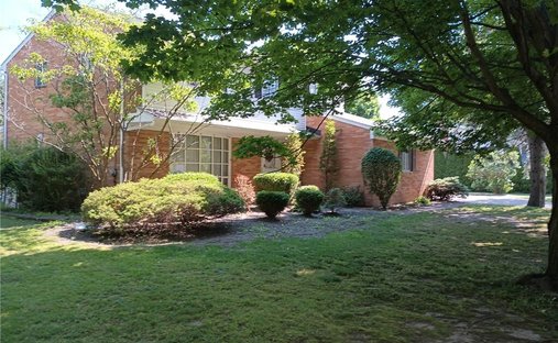 House in Westlake, Ohio, United States 1