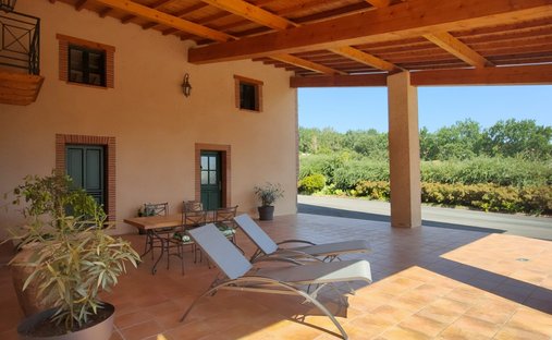 House in Vacquiers, Occitania, France 1