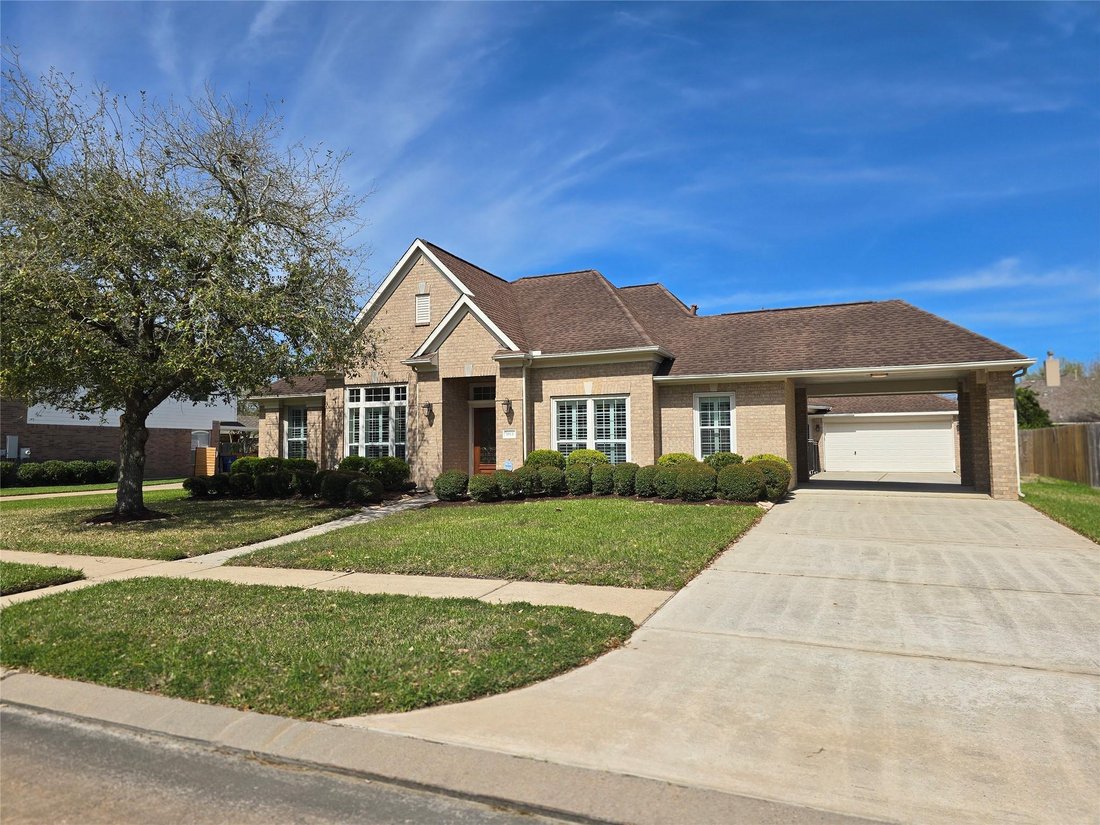 House in Friendswood, Texas, United States 3 - 18340917