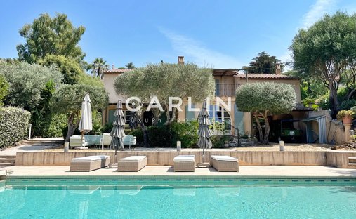 Villa in La Croix-Valmer, Provence-Alpes-Côte d'Azur, France 1