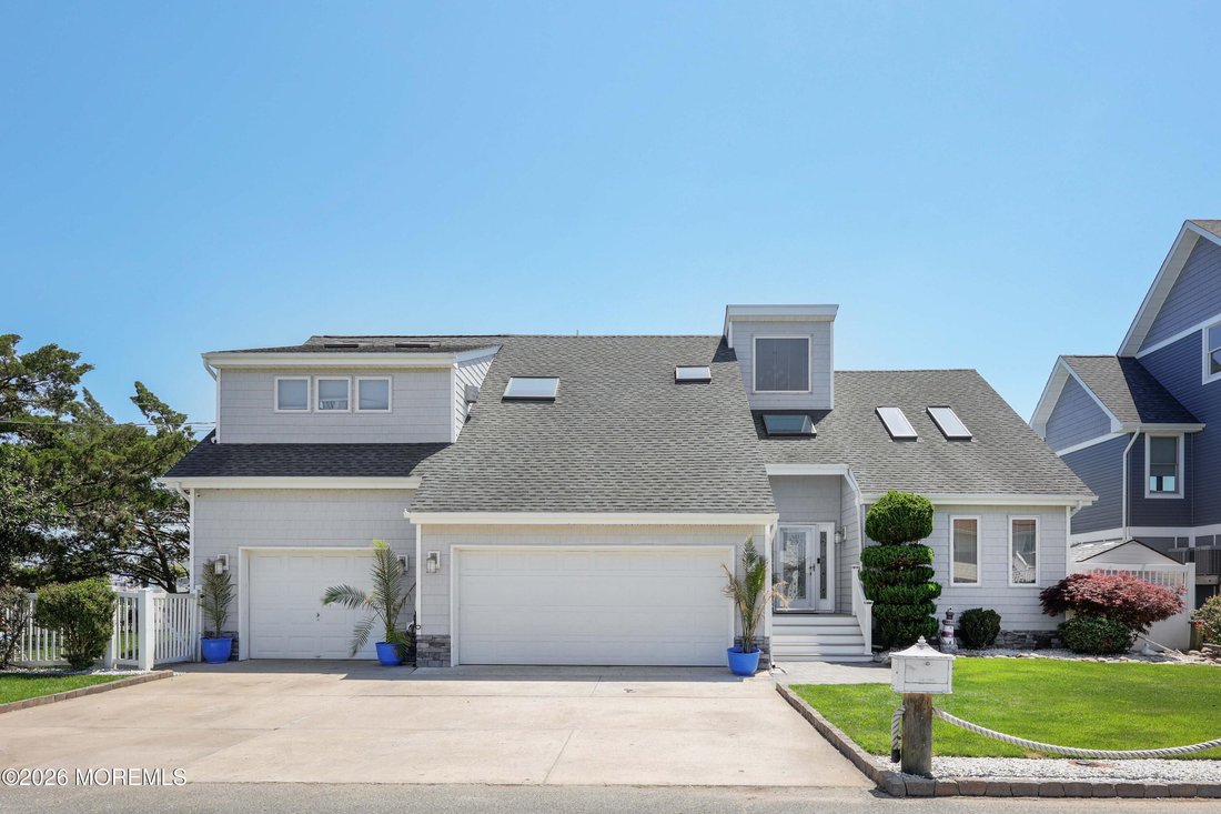 House in Toms River, New Jersey, United States 1 - 18334863
