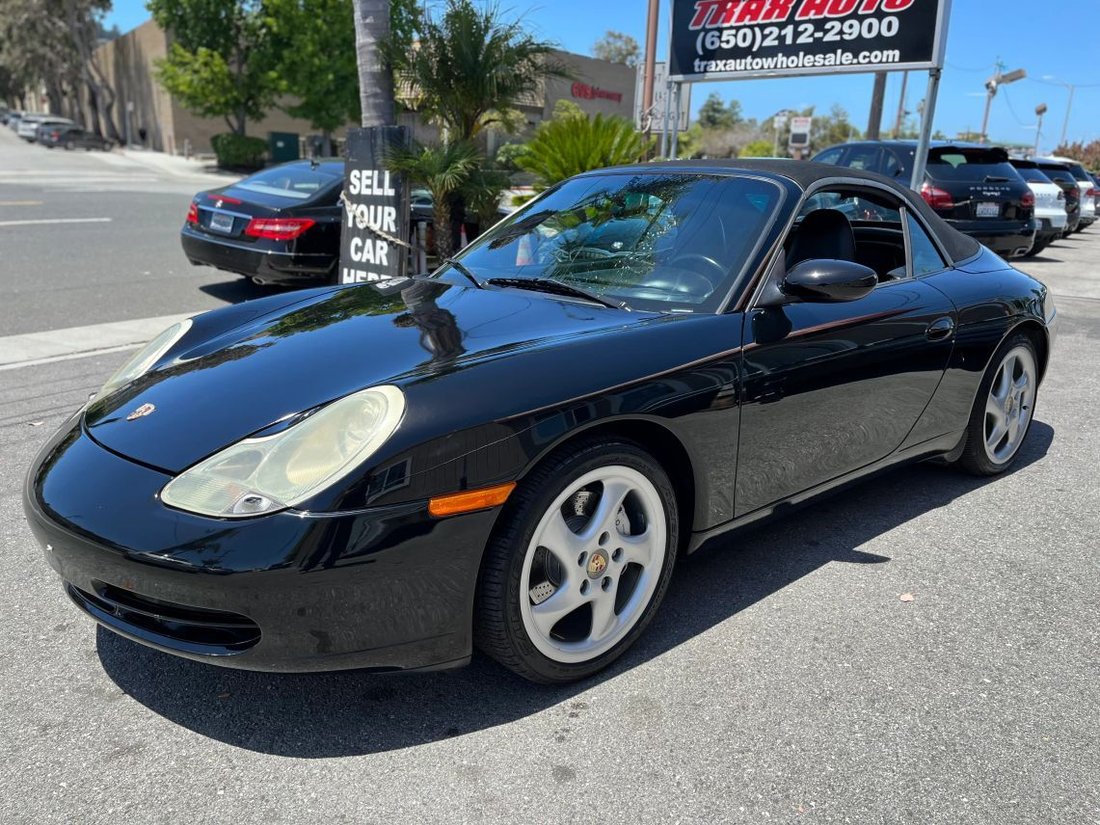Cabriolet in San Mateo, CA, United States 3 - 18338406