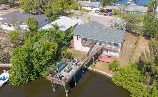 House in Tarpon Springs, Florida, United States 1