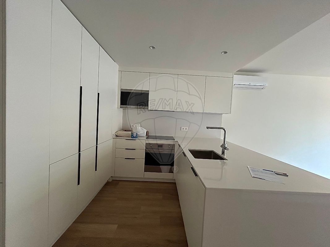 Apartment in Linda-a-Velha, Lisbon, Portugal 2 - 17809067